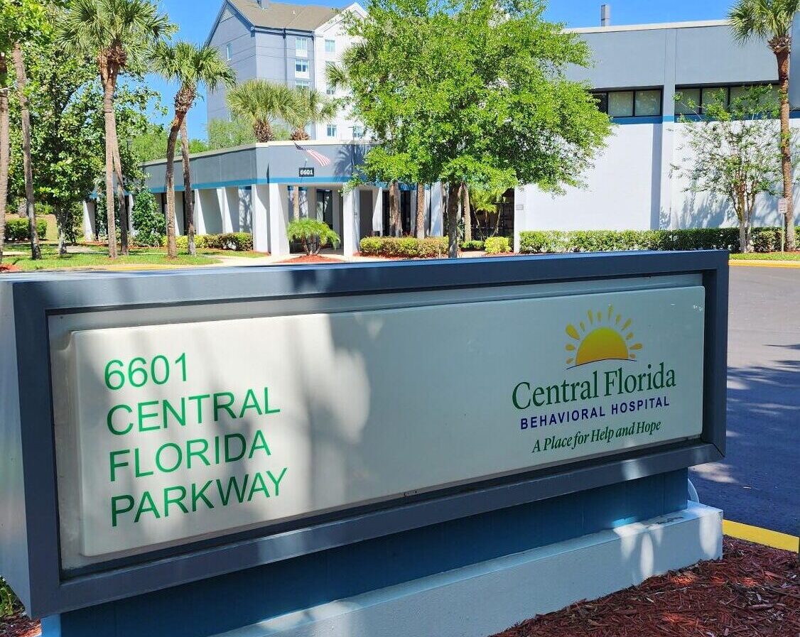 Central Florida Behavioral Hospital exterior signage and entrance